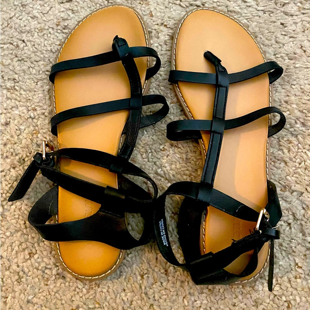 Old Navy Gladiator Style Black Sandals